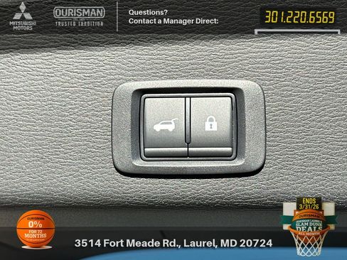 New 2025 Mitsubishi Outlander SE image 21