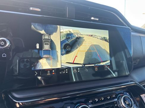 Used 2024 GMC Sierra 1500 AT4X image 29