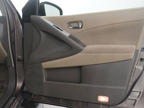 Used 2014 Nissan Murano SV image 11