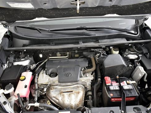 Used 2016 Toyota RAV4 LE image 40