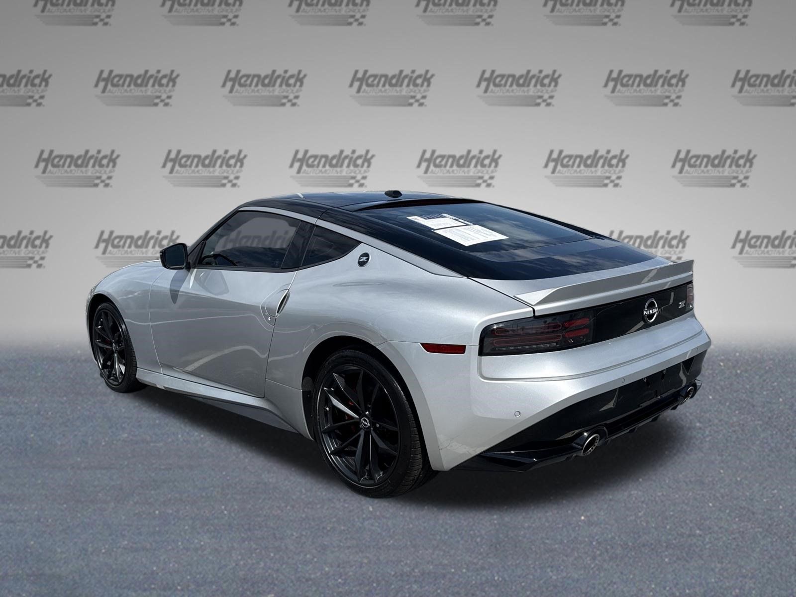 Used 2025 Nissan Z Performance w/ Floor Mat Package RWD image 7