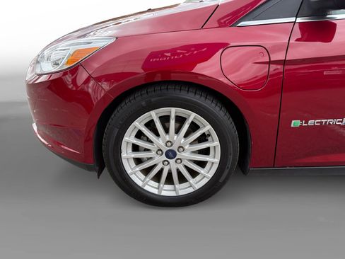 Used 2017 Ford Focus Electric Hatchback image 9