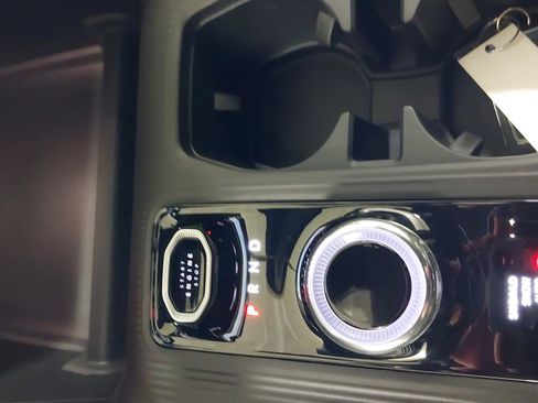 New 2026 Jeep Cherokee Limited image 21