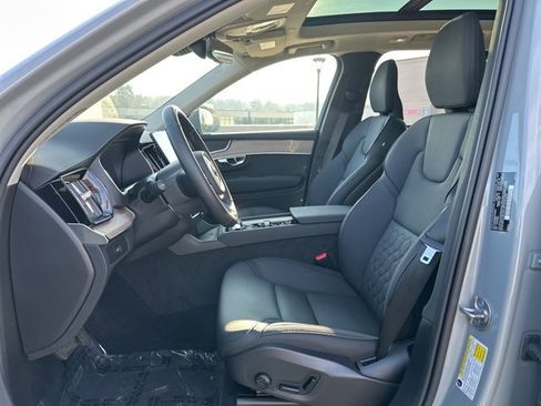 Certified 2025 Volvo XC90 B5 Plus image 19