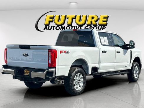 Certified 2024 Ford F250 XLT w/ FX4 Off-Road Package image 3