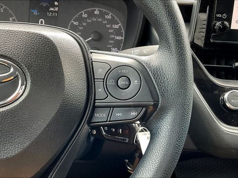 Used 2024 Toyota Corolla LE FWD image 24