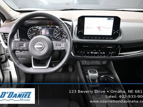 Used 2023 Nissan Rogue SL w/ SL Premium Package AWD/4WD image 26