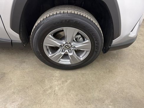 Used 2022 Toyota RAV4 XLE image 26