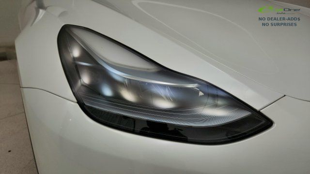 Used 2025 Tesla Model Y Performance AWD/4WD image 23