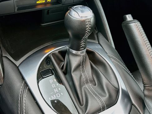 Used 2024 MAZDA MX-5 Miata Grand Touring RWD image 25