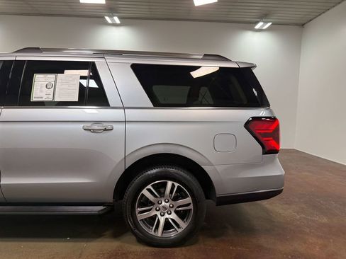 Used 2024 Ford Expedition Max Limited AWD/4WD image 36