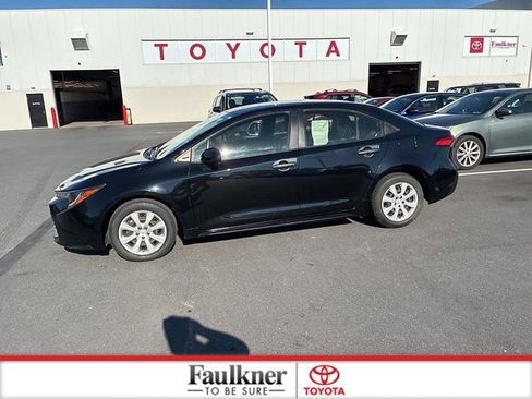 Certified 2023 Toyota Corolla LE FWD image 18