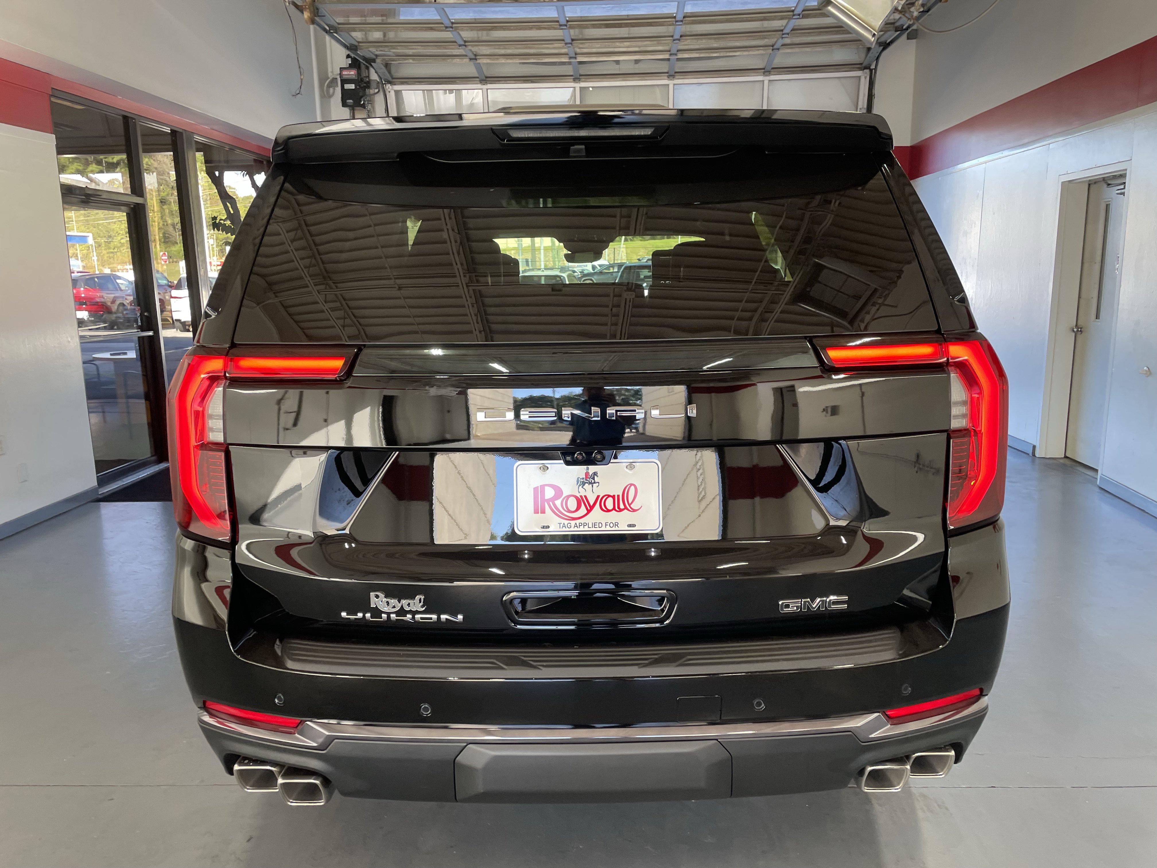 New 2027 GMC Yukon Denali Ultimate AWD/4WD image 5
