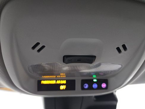 Used 2024 Chevrolet Trax LT w/ Driver Confidence Package image 22