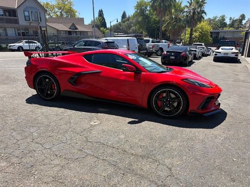 Used 2021 Chevrolet Corvette Stingray Premium Cpe w/ Z51 Performance Package RWD image 6