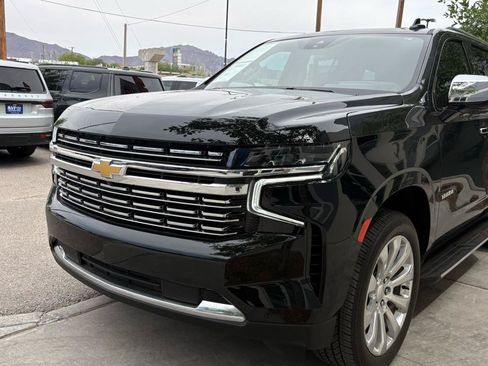 Used 2024 Chevrolet Tahoe Premier w/ Premium Package RWD image 19