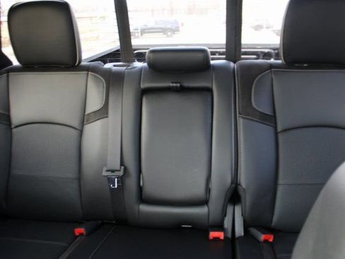 Used 2024 RAM 2500 Laramie w/ Safety Group image 32