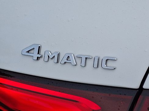 Certified 2025 Mercedes-Benz GLC 300 4MATIC image 31