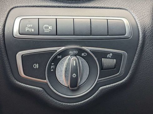 Used 2019 Mercedes-Benz GLC 43 AMG 4MATIC image 36