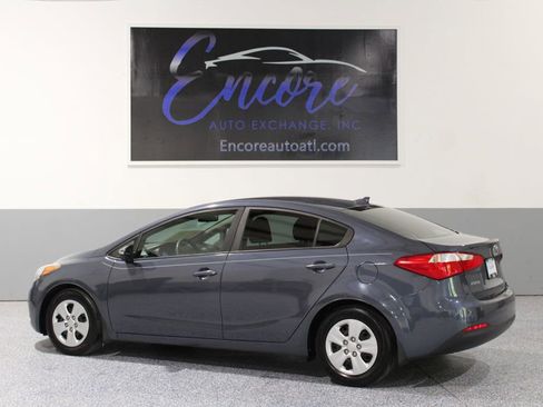 Used 2016 Kia Forte LX w/ LX Popular Package FWD image 5