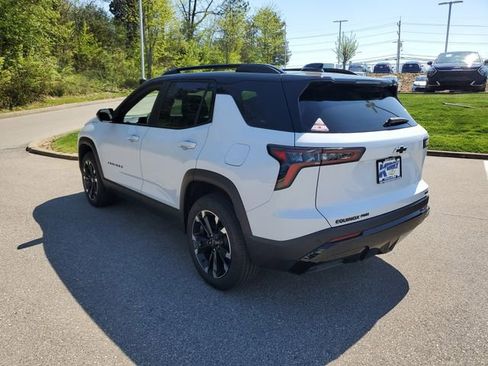 New 2026 Chevrolet Equinox RS w/ Convenience Package III AWD/4WD image 3