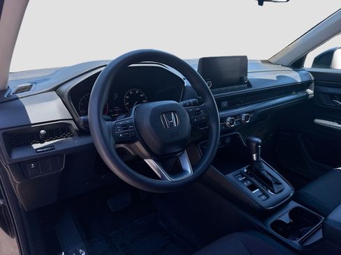 Used 2025 Honda CR-V LX image 9