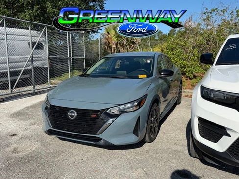 Used 2024 Nissan Sentra SR FWD image 1