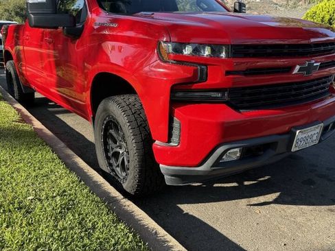 Used 2021 Chevrolet Silverado 1500 RST w/ Convenience Package II AWD/4WD image 3