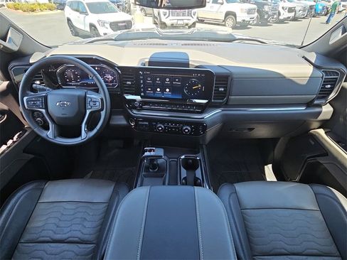 Used 2023 Chevrolet Silverado 1500 ZR2 image 21