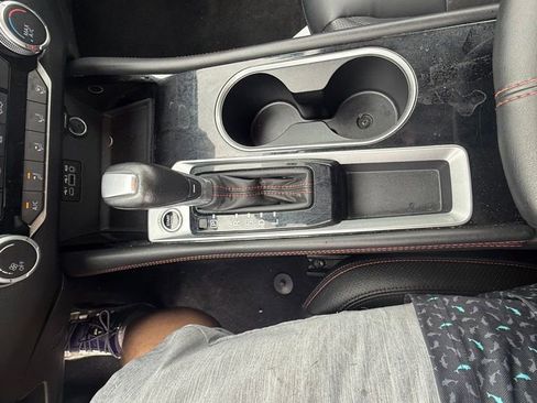 Used 2025 Nissan Altima 2.5 SR image 16