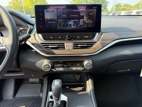 New 2026 Nissan Altima 2.5 SV w/ SV Special Edition Package FWD image 22