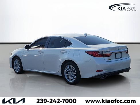 Used 2016 Lexus ES 350 FWD image 4