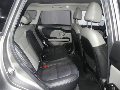 Used 2017 Kia Soul + w/ Primo Package image 28