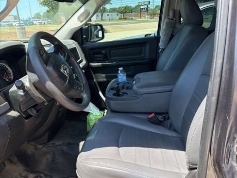 Used 2019 RAM 1500 Tradesman RWD image 9