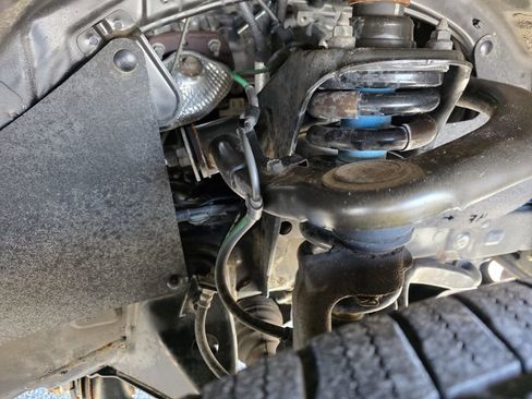 Used 2017 Toyota Tacoma TRD Off-Road image 45