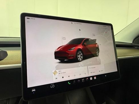 Used 2023 Tesla Model Y Long Range AWD/4WD image 19