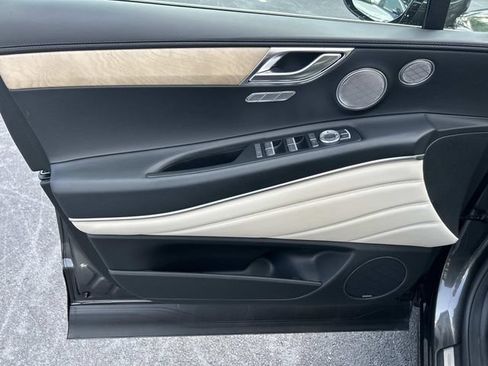 Used 2024 Genesis GV80 3.5T Advanced AWD/4WD image 24