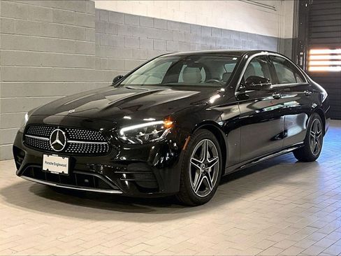 Used 2021 Mercedes-Benz E 350 4MATIC Sedan image 1