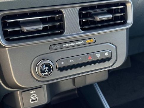 New 2026 Ford Maverick XL AWD/4WD image 30