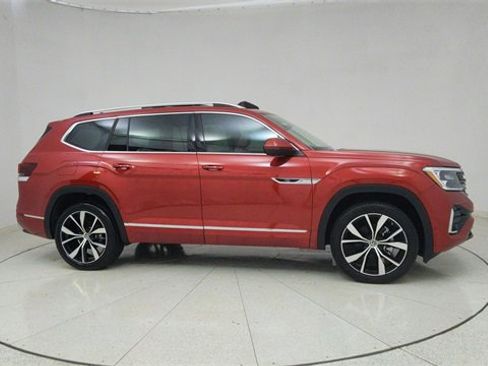 Used 2025 Volkswagen Atlas SEL Premium R-Line image 70