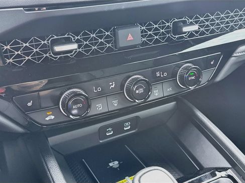 Used 2025 Honda Accord Sport image 18