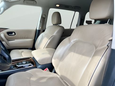Used 2021 Nissan Armada SL w/ Captain's Chairs Package RWD image 9