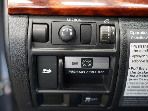 Used 2012 Subaru Outback 2.5i Limited w/ Moonroof Pkg AWD/4WD image 23