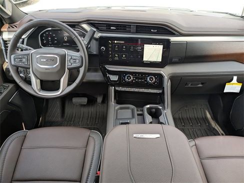 New 2026 GMC Sierra 2500 Denali w/ Denali Reserve Package image 16