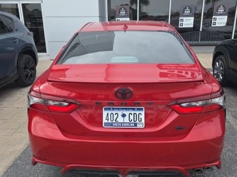 Used 2024 Toyota Camry SE w/ Cold Weather Package FWD image 4