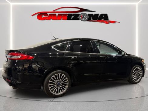 Used 2018 Ford Fusion SE w/ Fusion SE Technology Package image 10