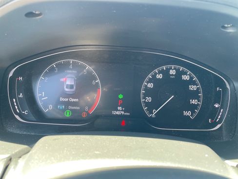 Used 2018 Honda Accord LX image 12