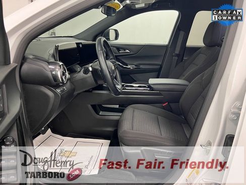 Used 2025 Chevrolet Equinox LT image 29