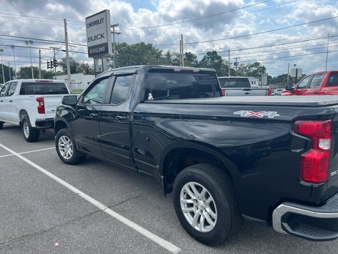 Used 2019 Chevrolet Silverado 1500 LT w/ All-Star Edition AWD/4WD image 23