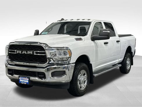 Used 2024 RAM 2500 Tradesman w/ Chrome Appearance Group image 3